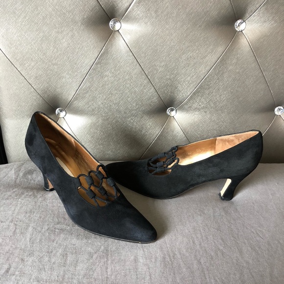 evan picone heels